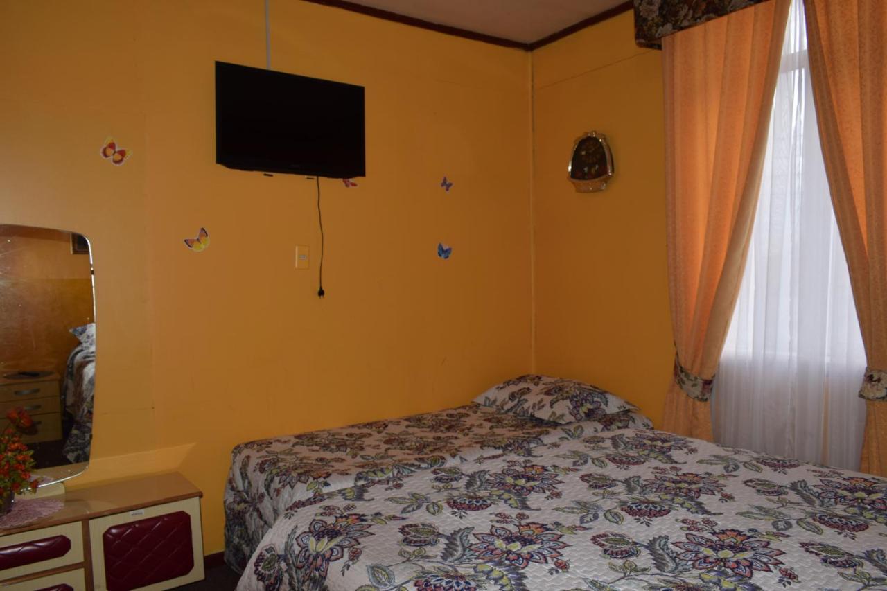 Hostal Torres Del Paine Punta Arenas Exterior foto