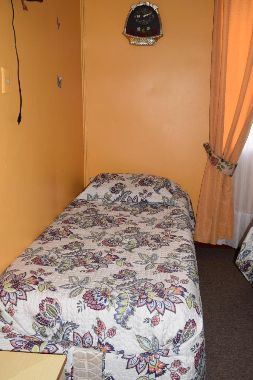 Hostal Torres Del Paine Punta Arenas Exterior foto