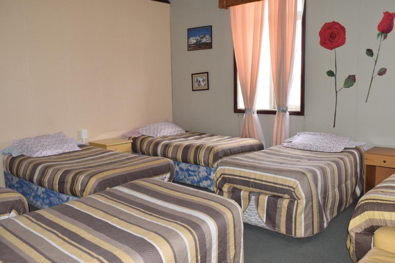 Hostal Torres Del Paine Punta Arenas Exterior foto
