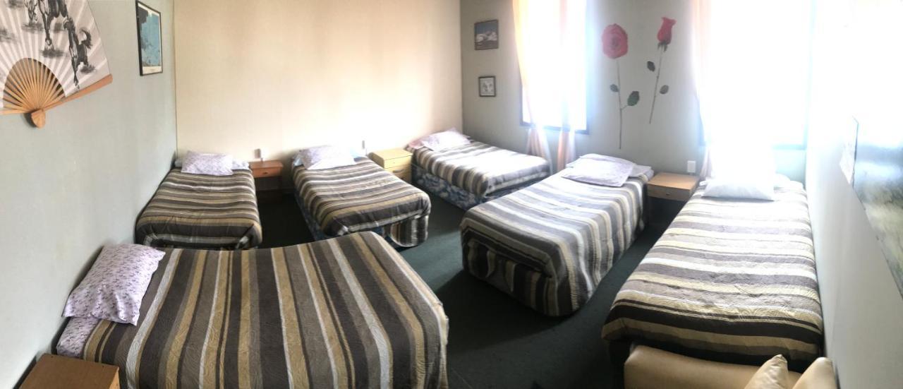 Hostal Torres Del Paine Punta Arenas Exterior foto
